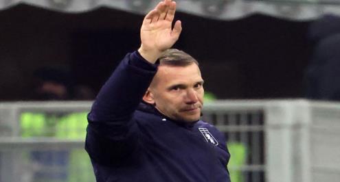 جنوى يقيل شيفتشينكو من تدريب الفريق